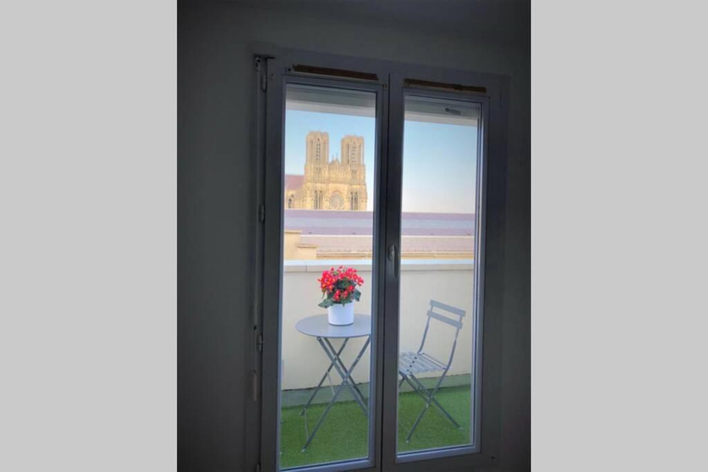 랭스 Hypercentre Grand Balcon Vue Cathedrale 아파트 외부 사진